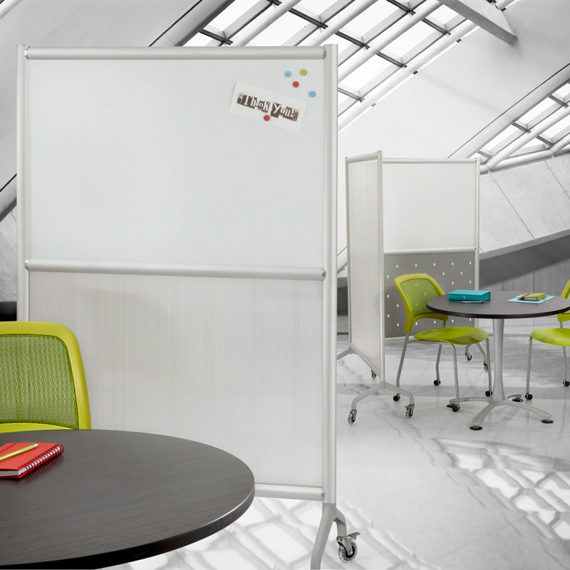 Mobile Magnetic Whiteboard Collaboration Screen